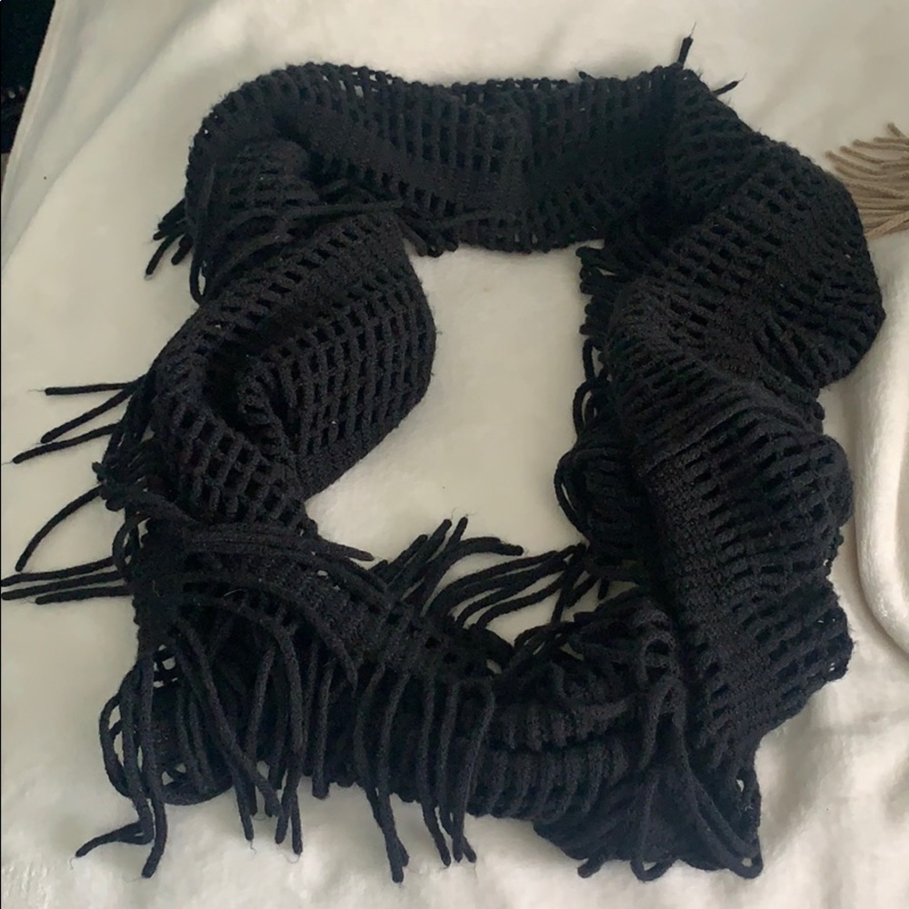 Infinity scarf